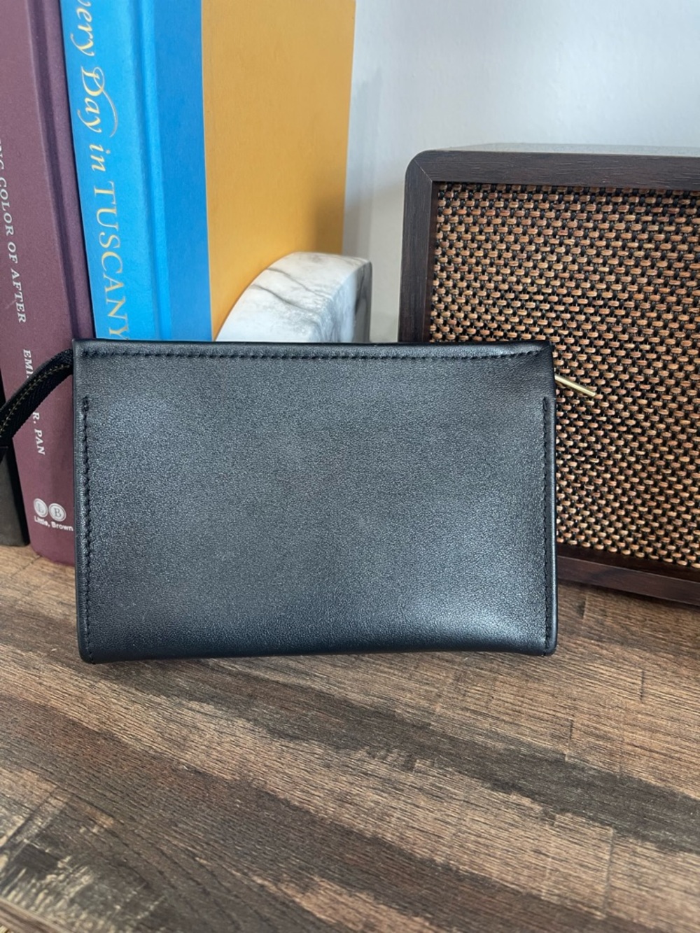 DUYP / MELODIE CECILE - LEATHER TOILETRY / COSMETIC POUCH 15 🖤